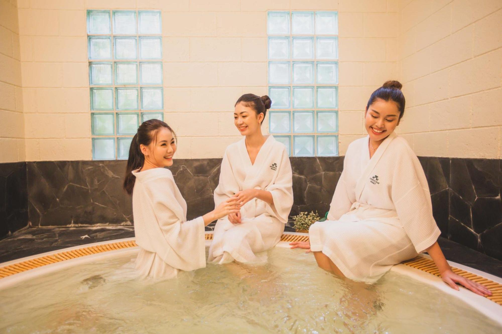 Maneechan Resort - SHA Extra Plus Chanthaburi Esterno foto